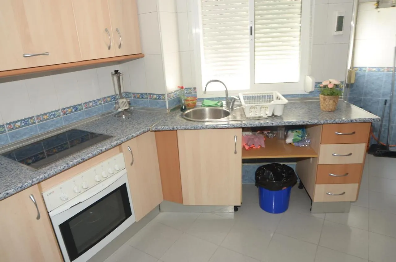 Homestay Habitacion Grande Con Terraza Privada, Malaga Centro