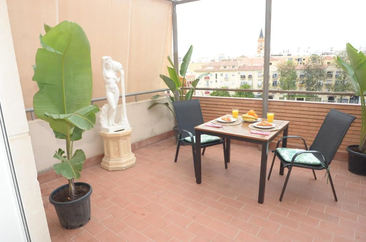 Habitacion Grande Con Terraza Privada, Malaga Centro